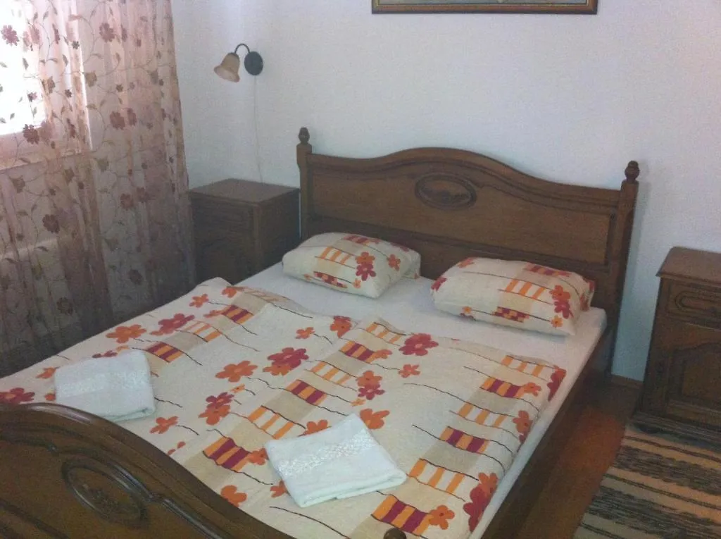 Bed and Breakfast Sarokhaz Panzio Vecsés 3*,