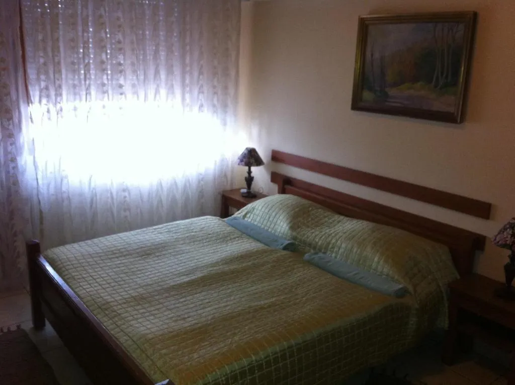 Sarokhaz Panzio Bed and Breakfast Vecsés
